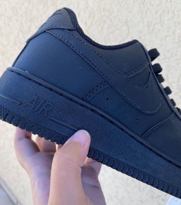 NIKE AIR FORCE PRETO - Image 2