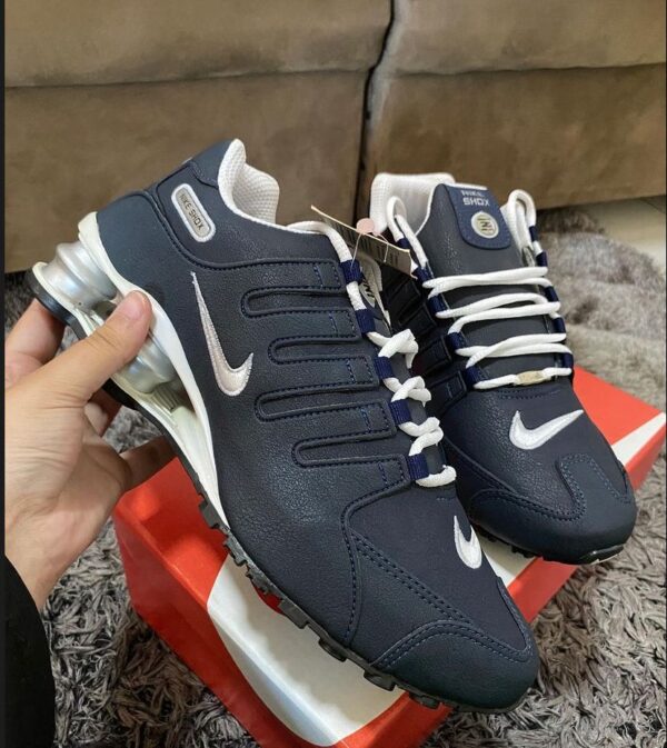 NIKE SHOX AZUL E PRATA