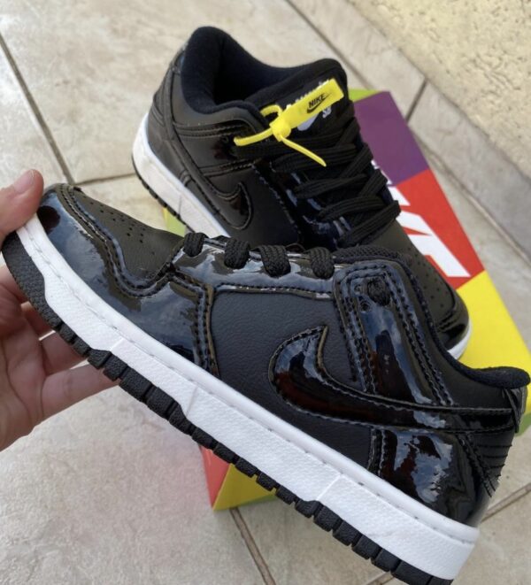 NIKE SB DUNK LOW VERNIZ - Image 4