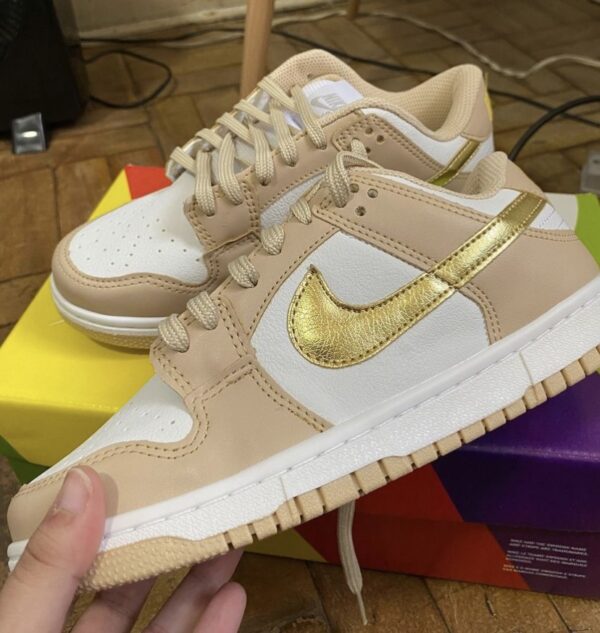 NIKE SB DUNK LOW BEGE - Image 3