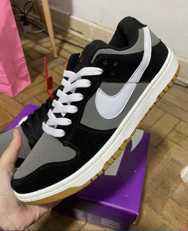 NIKE SB DUNK LOW GRAFITE - Image 2