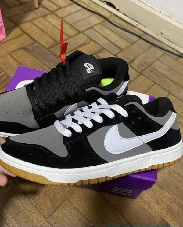 NIKE SB DUNK LOW GRAFITE - Image 6