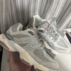 NEW BALANCE 9060 ROSA E CINZA