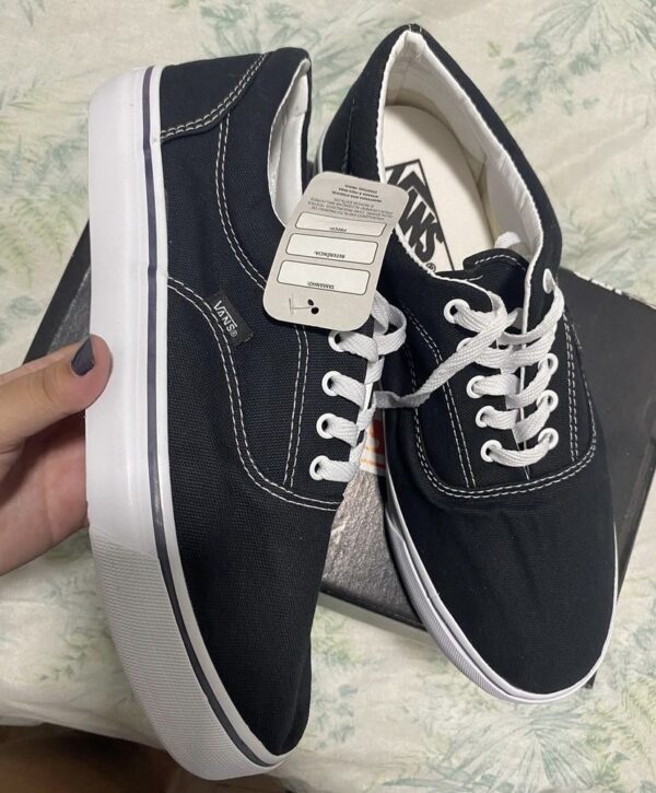 VANS AUTHENTIC - Image 2