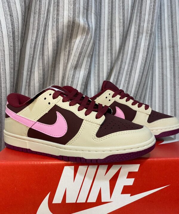 NIKE SB DUNK LOW VALENTINE’S - Imagem 3