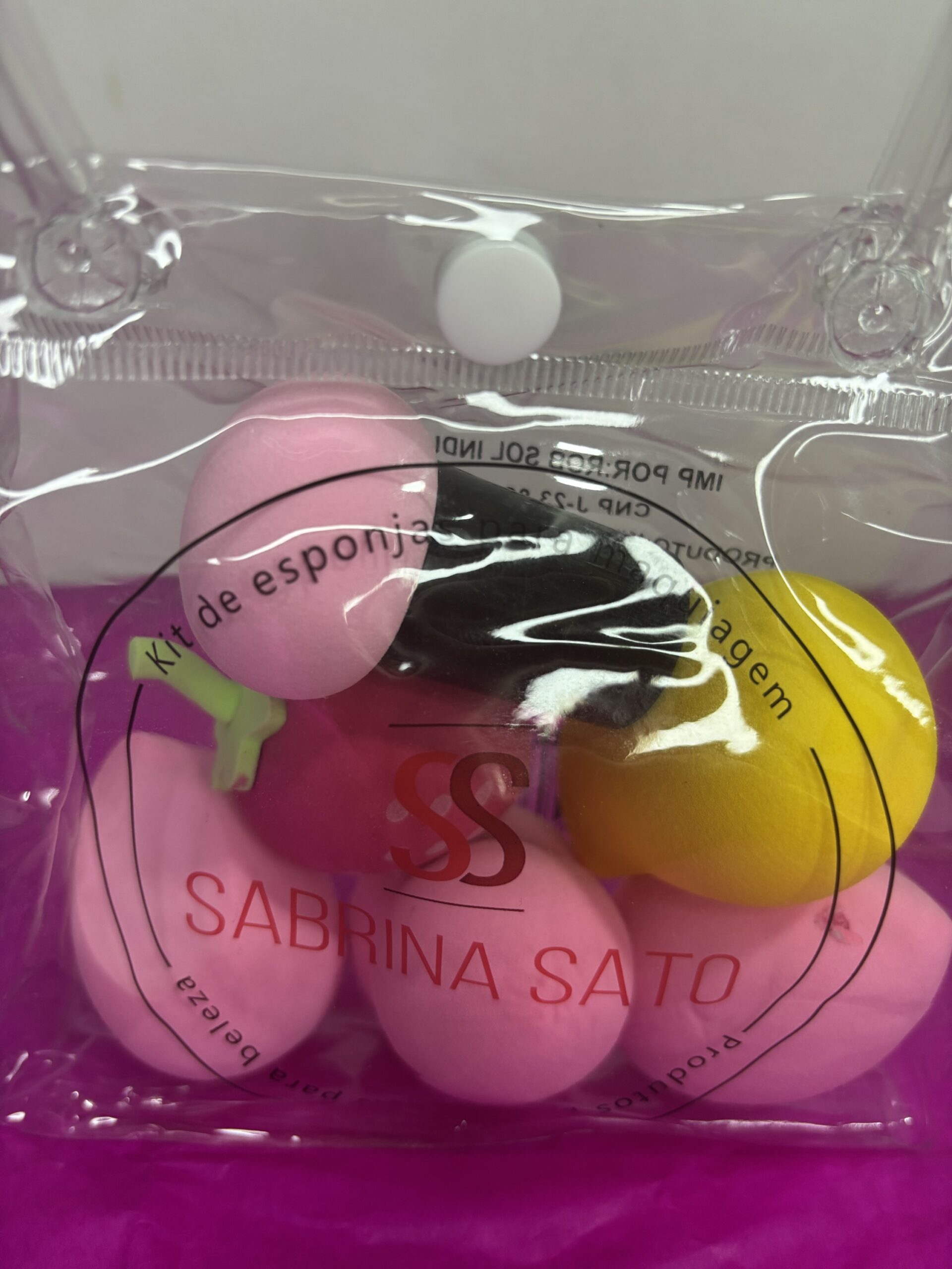 Kit de Esponjas de Maquiagem Sabrina Sato – 6 Peças + Necessaire