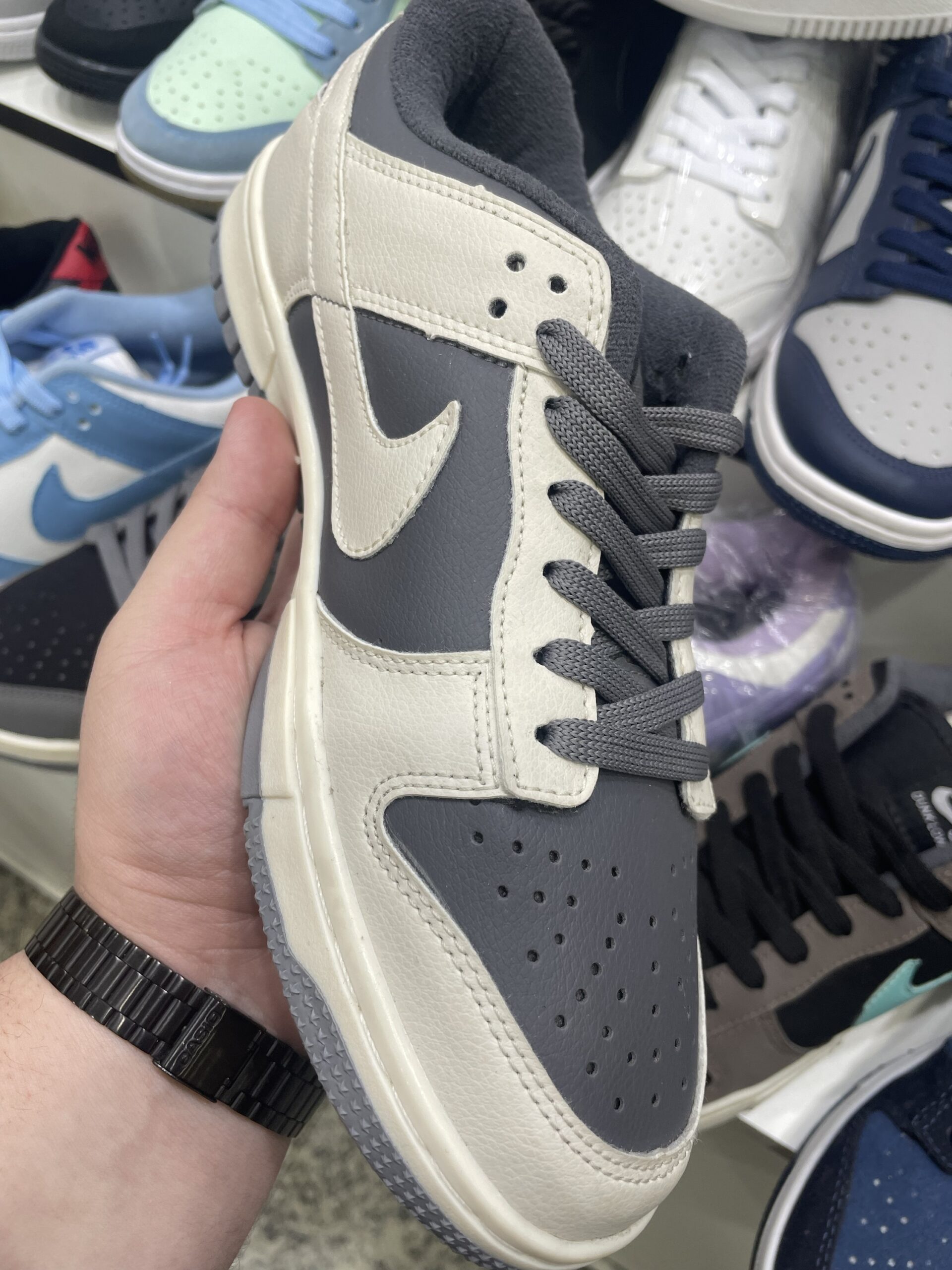 DUNK PRETO E BEGE - Imagem 2